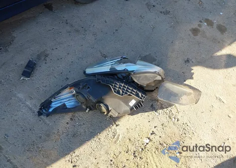 2014 Ford Escape Titanium z USA, uszkodzony, nr VIN 1FMCU9J92EUC05477